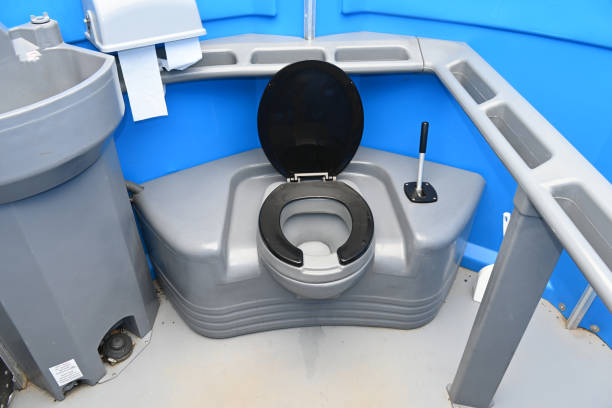 Best Luxury portable toilet rental  in Waxahachie, TX